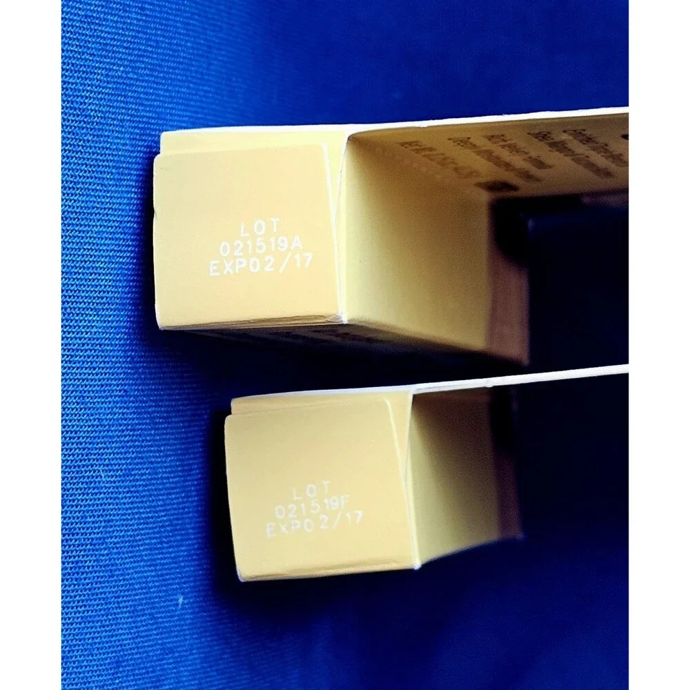 (2) Blistex Blissful Butters Lip Balm Moisturizing SPF 15 NEW Discontinued HTF